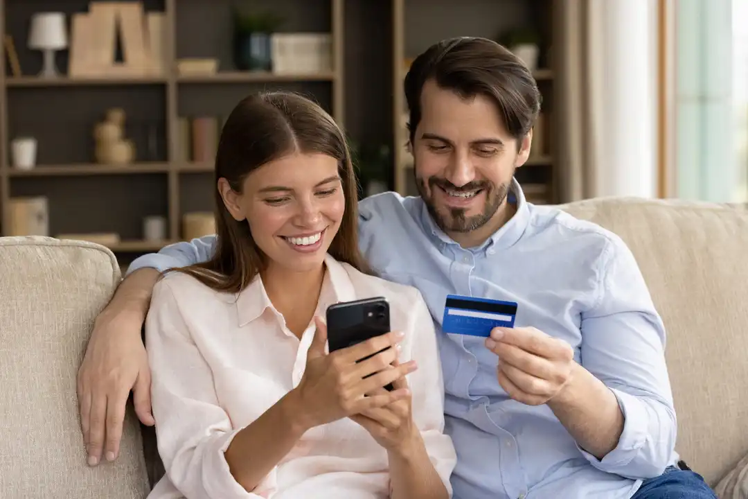 Кому подходит LiqPay?