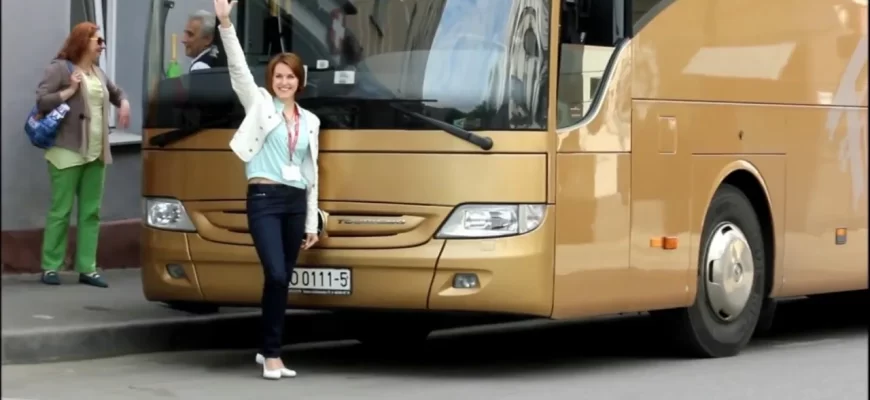 Купівля квитка на автобус через додаток «Приват24» на смартфоні